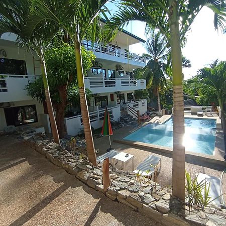 Jalyn'S Resort Sabang Puerto Galera Dış mekan fotoğraf