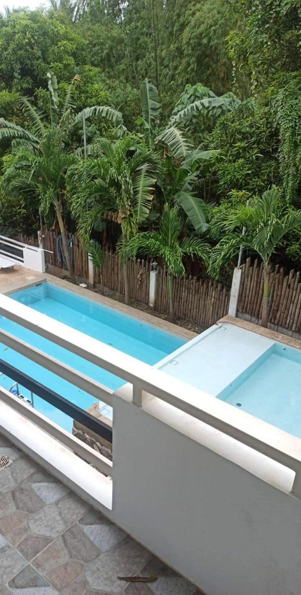 Jalyn'S Resort Sabang Puerto Galera Oda fotoğraf