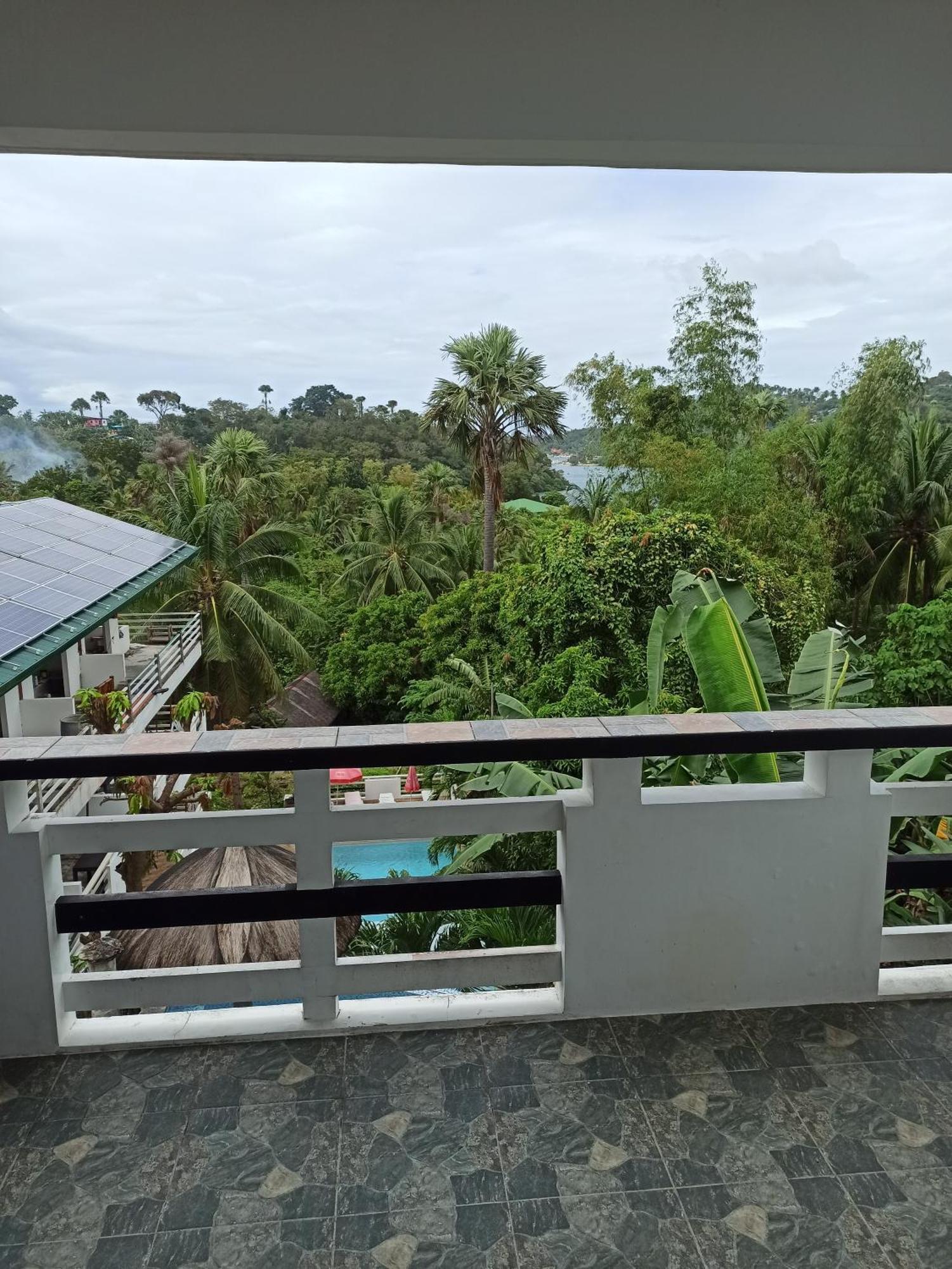 Jalyn'S Resort Sabang Puerto Galera Oda fotoğraf