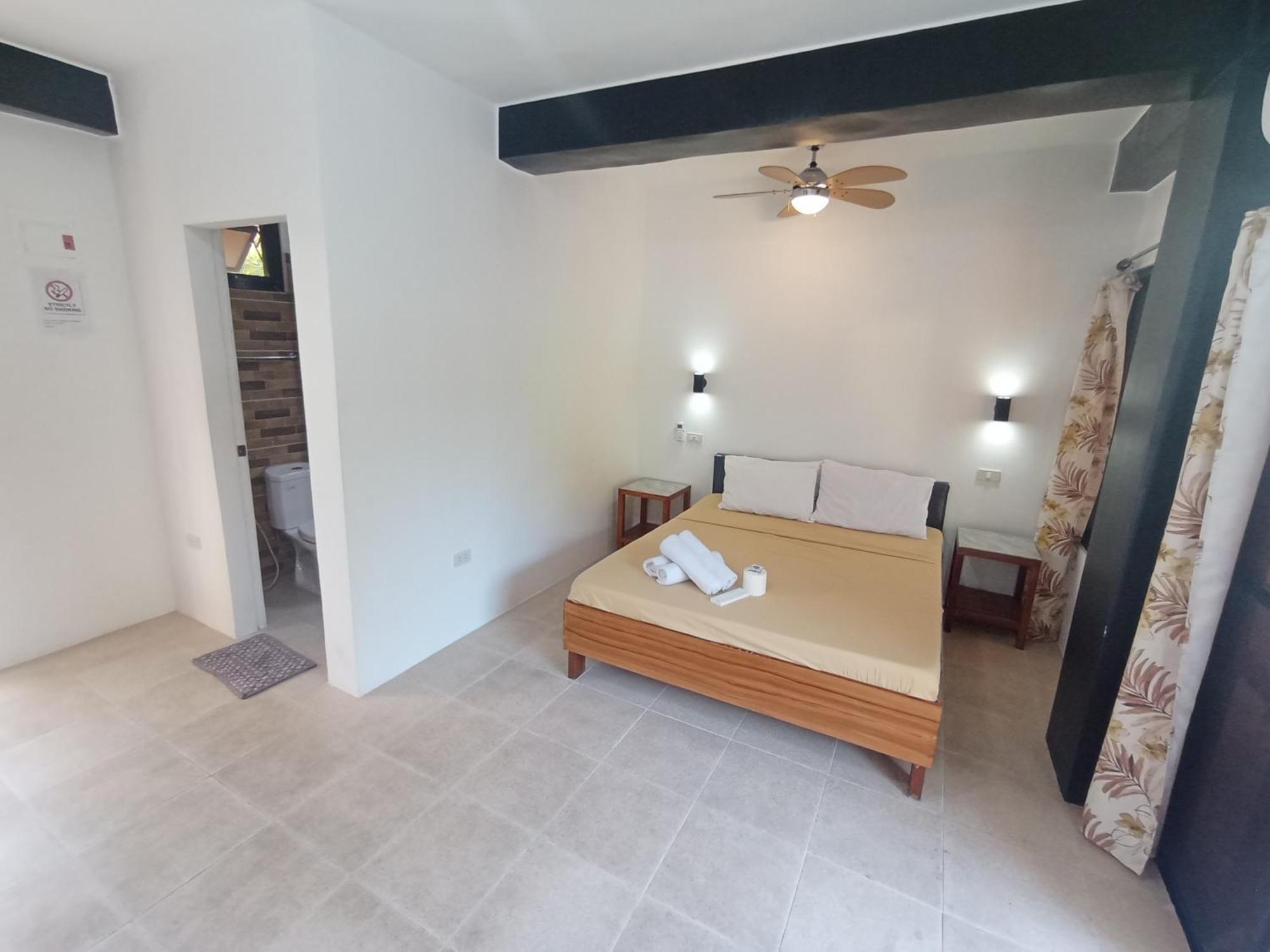 Jalyn'S Resort Sabang Puerto Galera Dış mekan fotoğraf