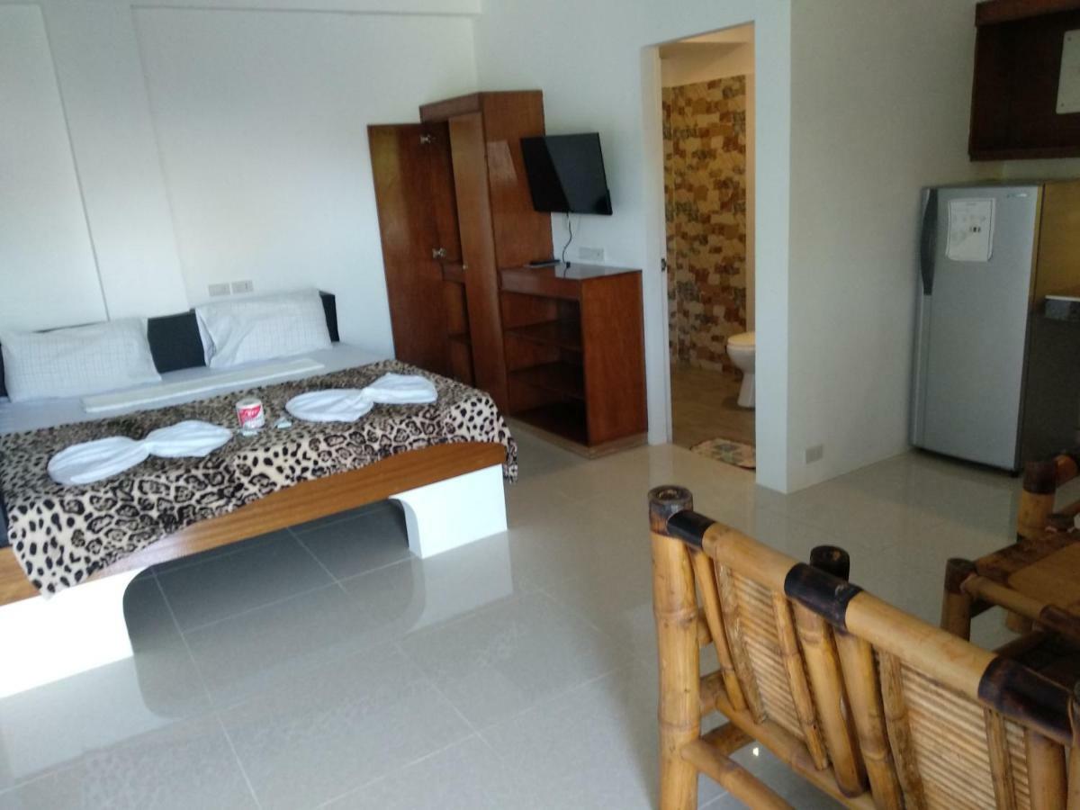 Jalyn'S Resort Sabang Puerto Galera Dış mekan fotoğraf