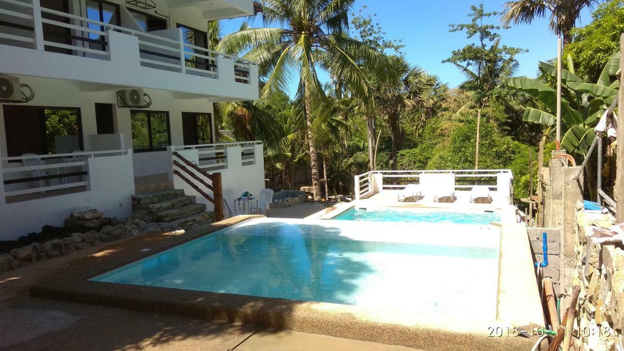 Jalyn'S Resort Sabang Puerto Galera Dış mekan fotoğraf